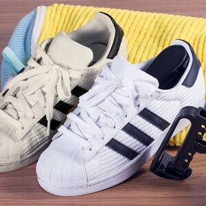 NWT Sneaker Shoe Laundry Bag Wash Bag for Washing Machine Reusable Shoe trees